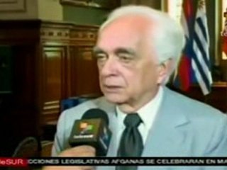 Mujica presenta gabinete; 80% de aprobacion para Tabare