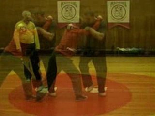 Рукопашь."Борьба. Подбив ноги на бычке"