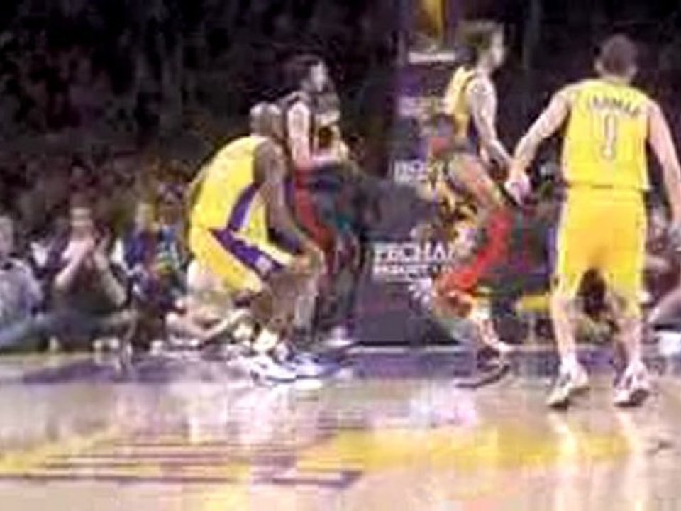 NBA Ronny Turiaf Block  Kobe Bryant