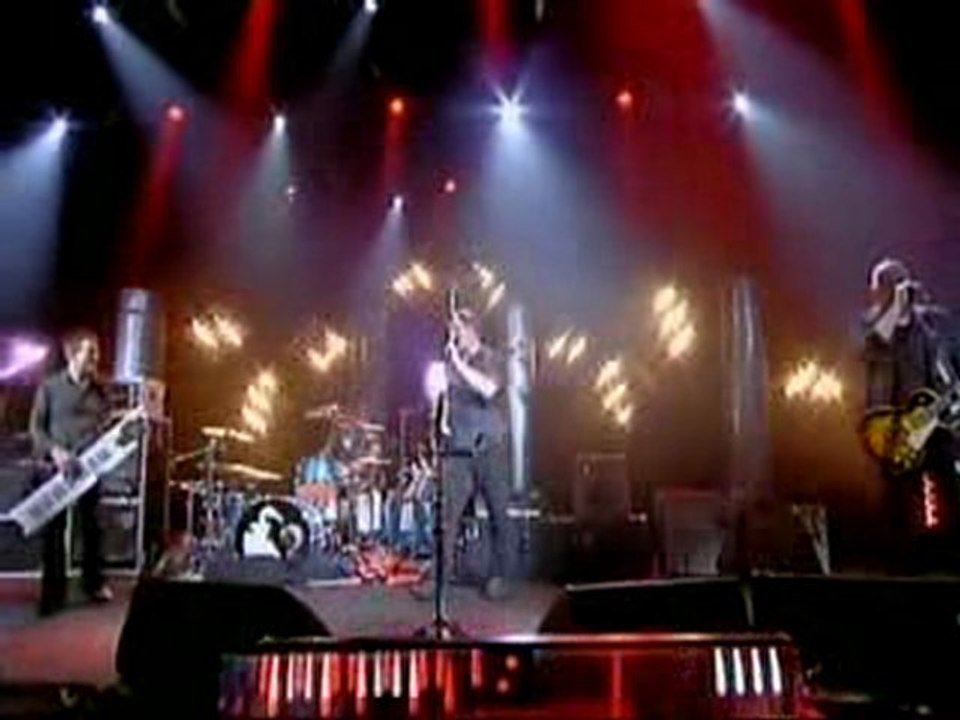 08 Them Crooked Vultures -Live Interlude With Ludes 2009