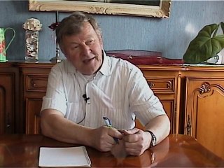 Dans l'ombre des tournesols