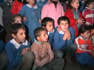 KUZEY IRAK SINIRINDA TIYATRO KEYFI