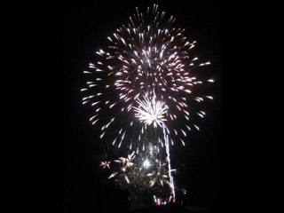 Feu Artifice 2010 fait maison avec de la récup