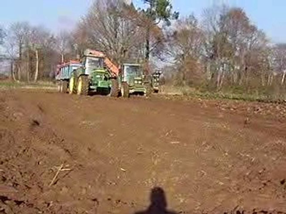 johndeere7710+remorque godiot et johndeere6300+chargeuse