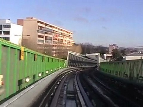 VAL208 : Voyage entre les stations Roseraie et Jolimont sur la ligne A du métro de Toulouse