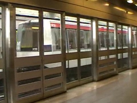 VAL206 : A la station Jolimont sur la ligne A du métro de Toulouse