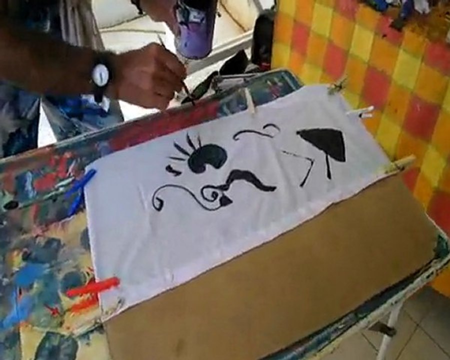 UNE EXPLOSION DE COULEURS  ABSTRAIT