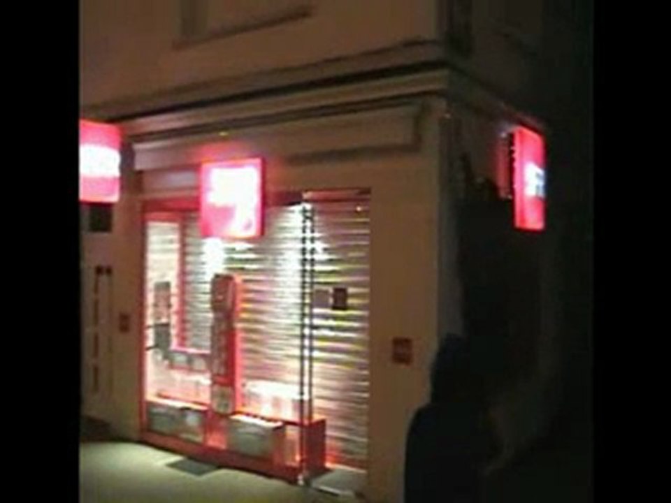 Action clan du néon à Pontarlier