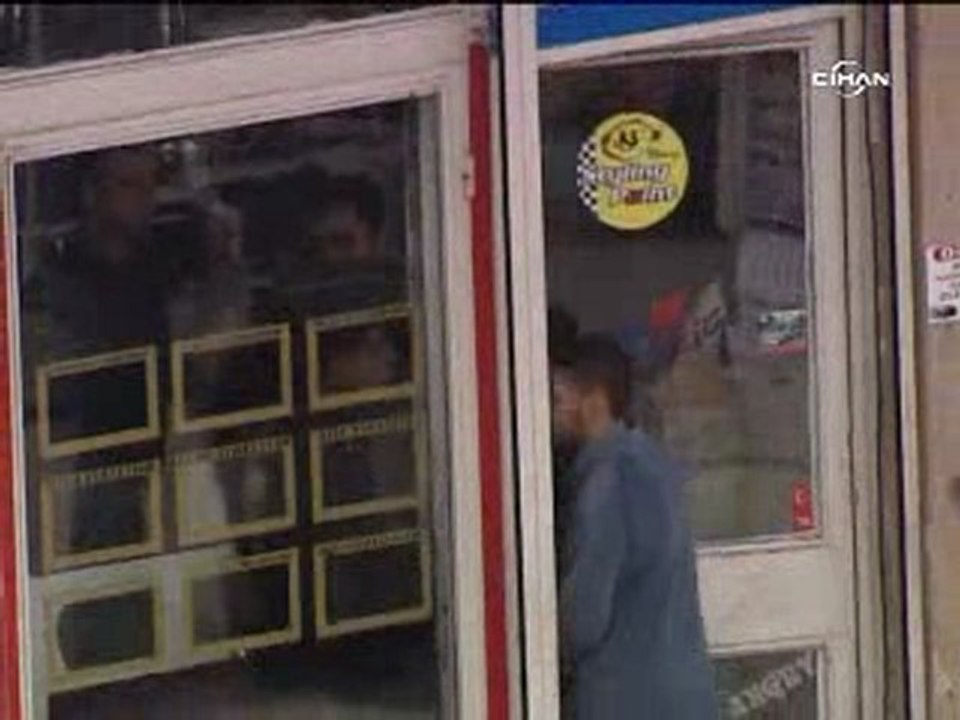 Hakimi takip eden ikinci askeri araç