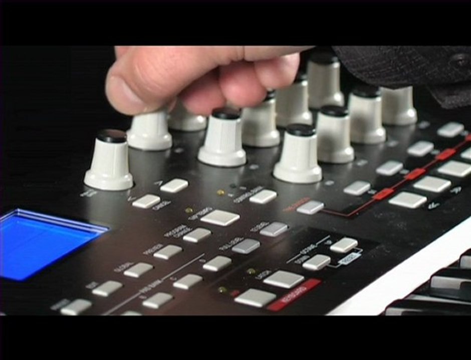 Clavier Akai MPK25 (La Boite Noire)