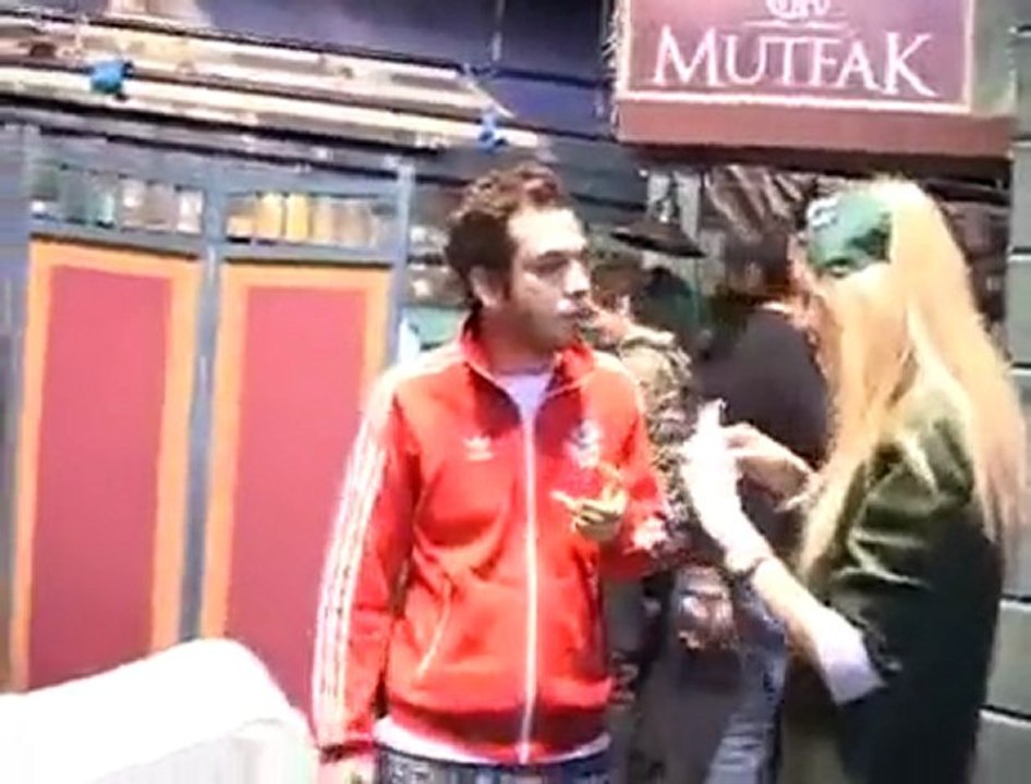 Orj. Oğuzhan Koç - Domuz Gribi Olursun İnş -)) BauLive Sunar