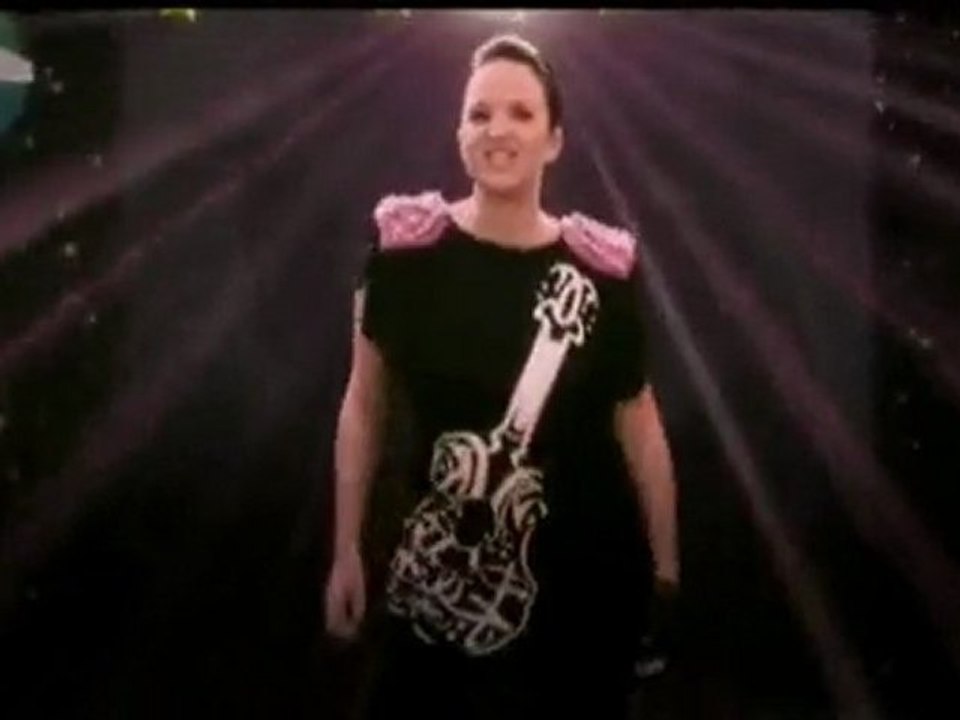 Ayşe Özyılmazel - Enerji (HD)