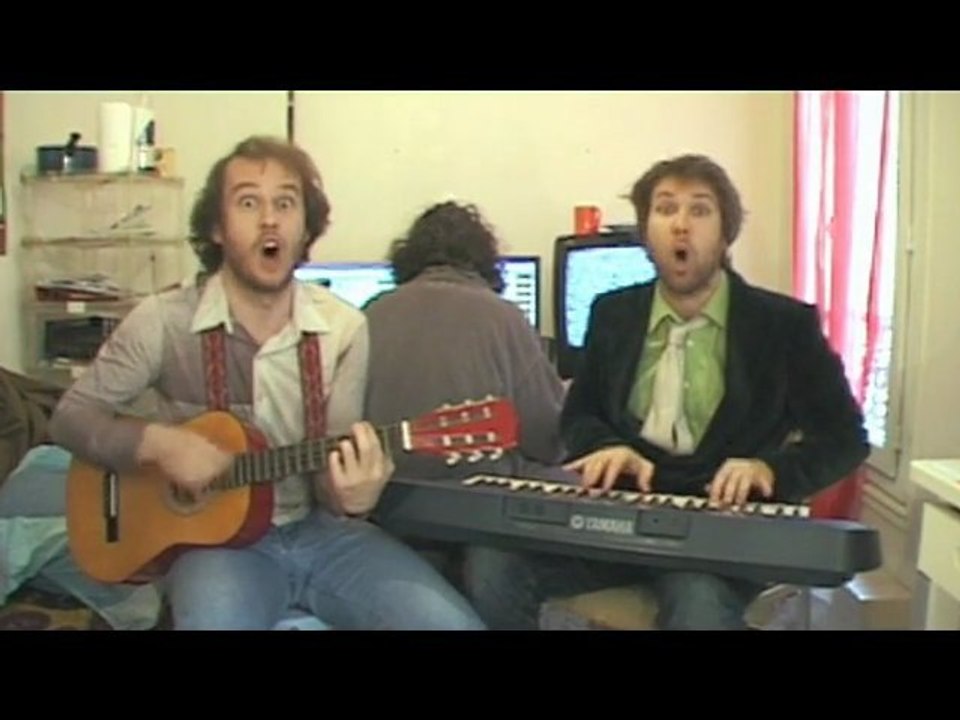 Bluetooth HD ( La Chanson du Dimanche S01E02 )