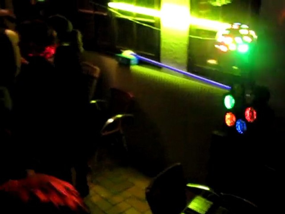 2009_12_31_poses_reveillon_ovs (50)bad-new