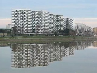 Nantes : reflet skyline