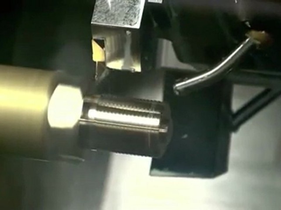 Torna THERMOCOUPLE BODY 360 BRASS ON A CNC 5 AXIS LATHE