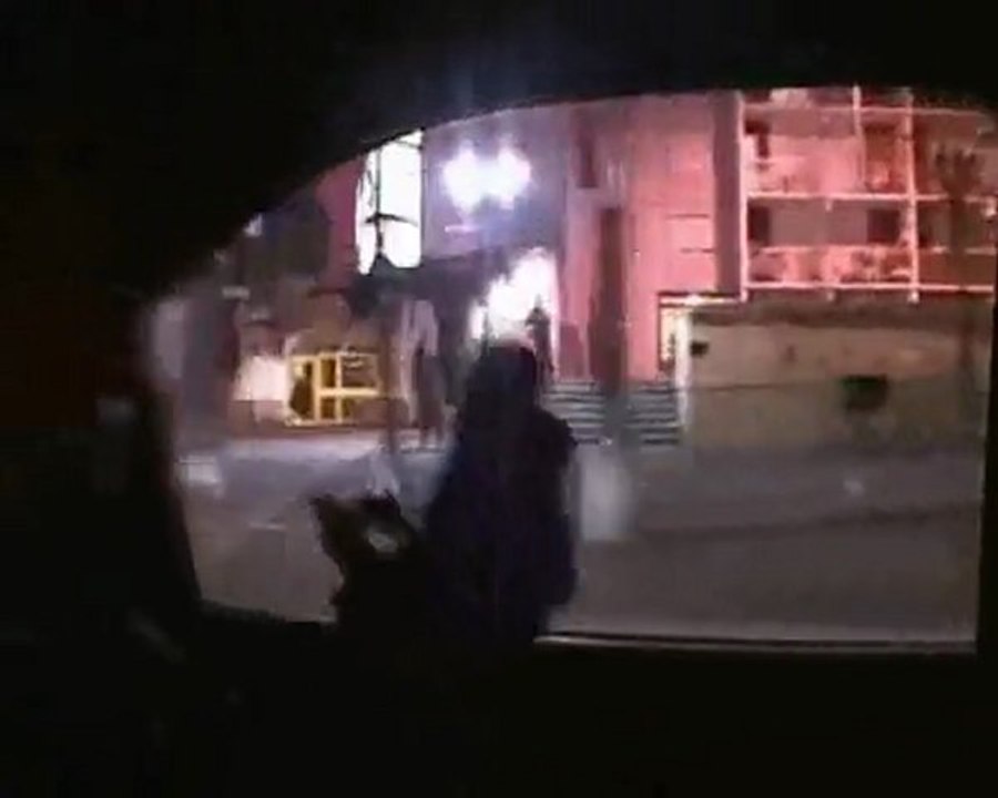 Emeutes: La banlieue brule. Enquete 90mn. P2