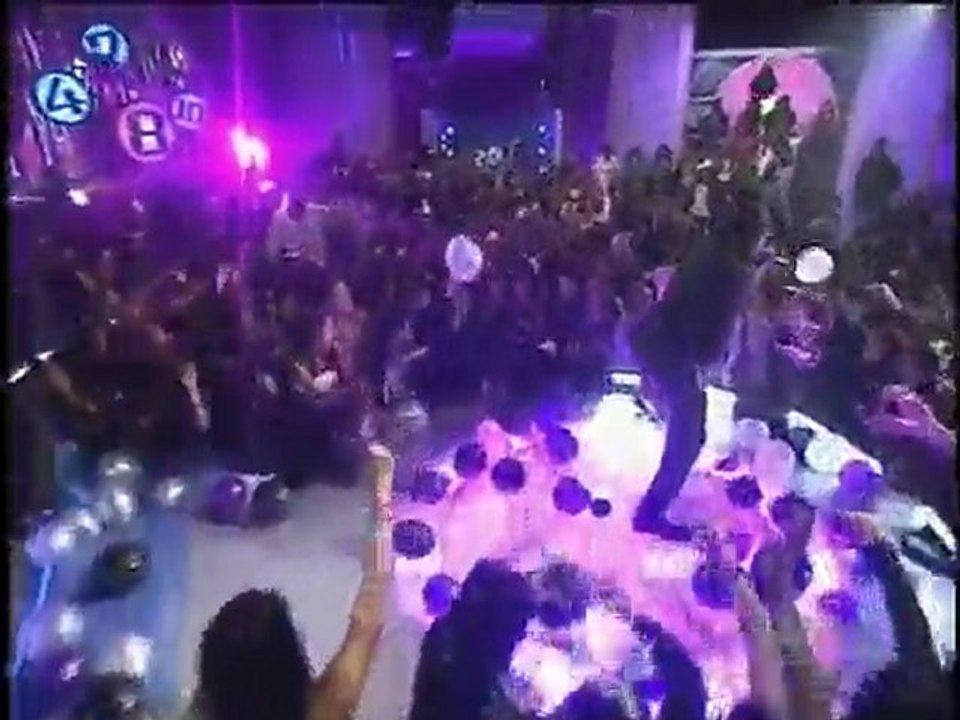 Trey Songz "Say Aah" 106 & Party Live