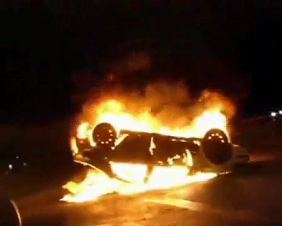 Emeutes: La banlieue brule. Enquete 90mn. P3