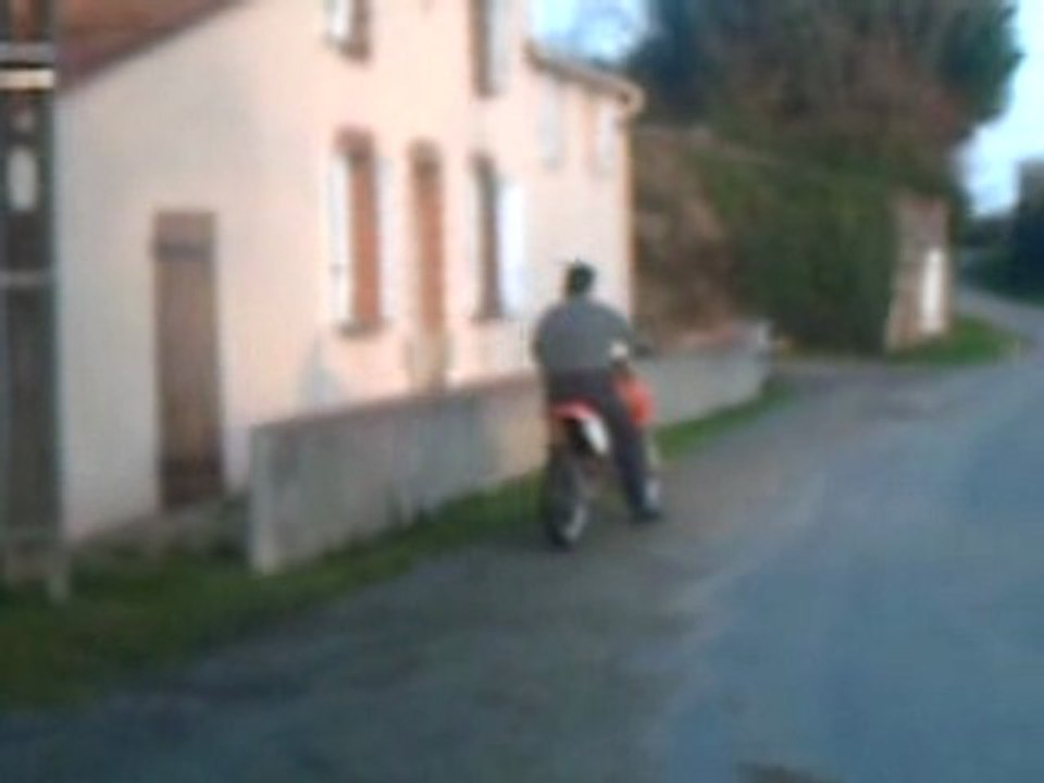 petit tour de moto croos en famille