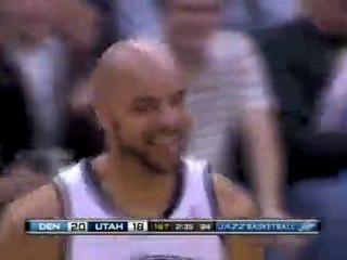 NBA Carlos Boozer takes the pass and finishes with authority