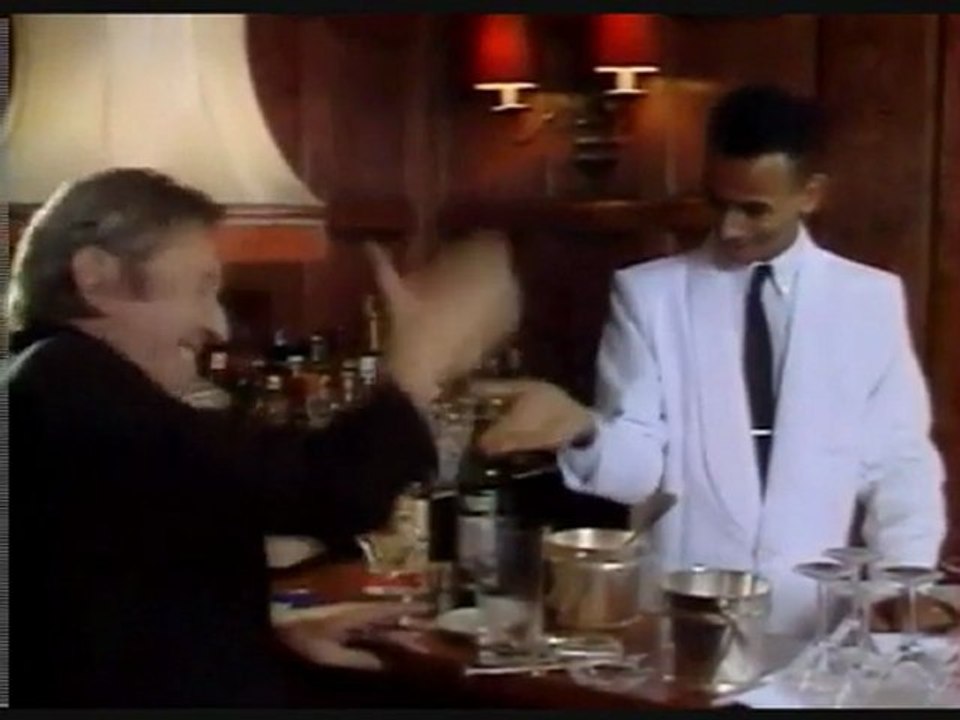 gainsbourg au bar du Raphaël