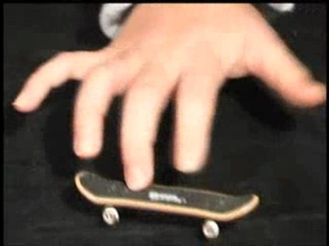 fingers skate shove it