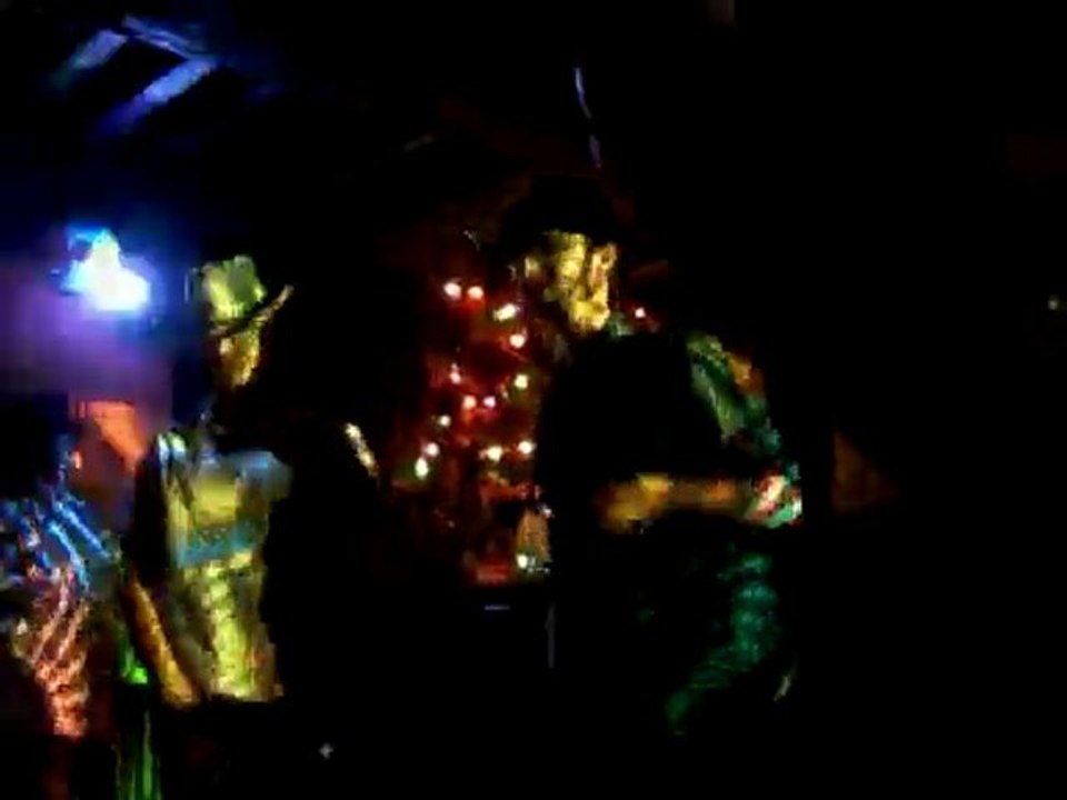 jour de lan fou ta cagoule julien et yohan mdrrr