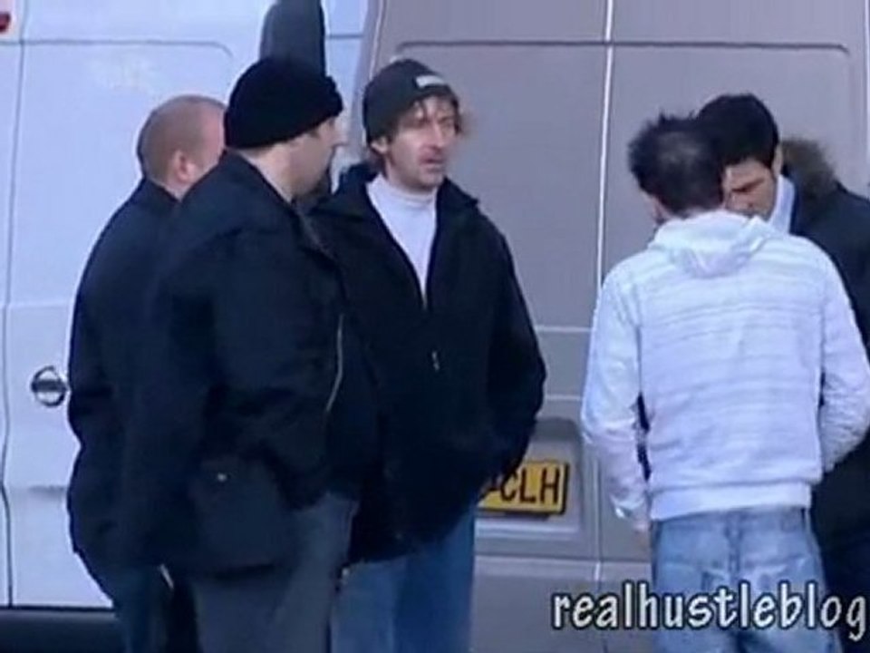 The Real Hustle - Cheap games console scam