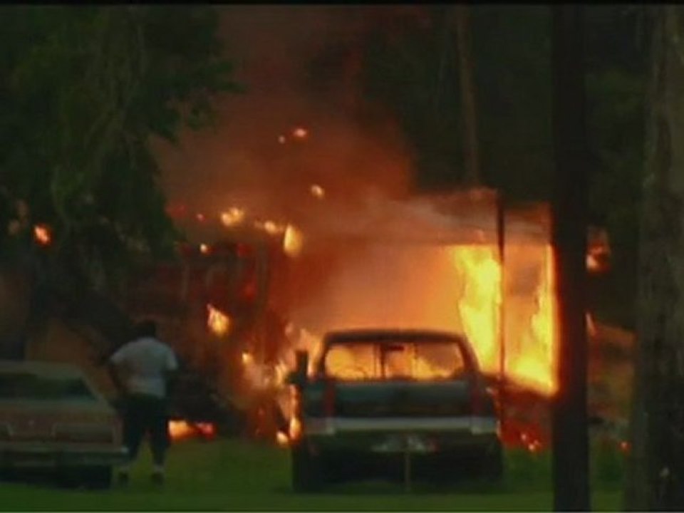 The Marriage Ref - House Fire