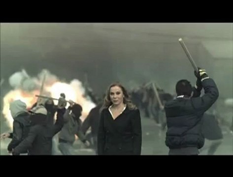 Herkese daha fazla Hürriyet - Zuhal Olcay