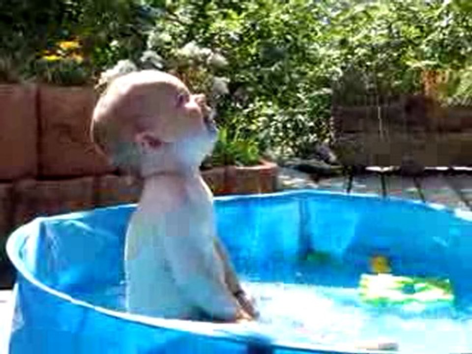 1ER PISCINE AVEC CELINE