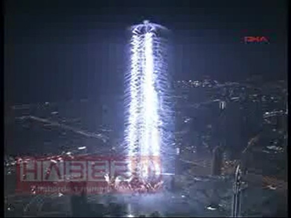 Dünyanın en yüksek binası 'Burj Dubai' açıldı