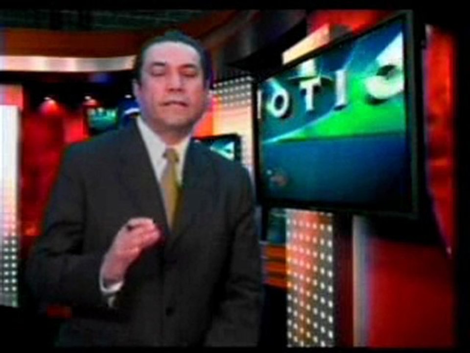 091113 entregan becas a estudiantes