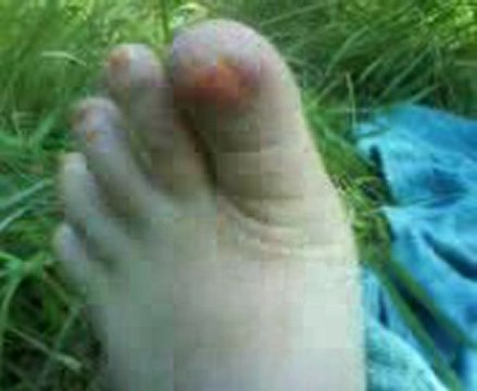 claire pieds qui parlent