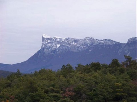 Mirabel et Blacons dans le Diois (Drôme – 26)