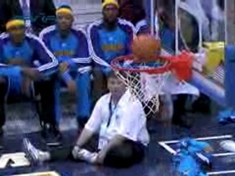 NBA Deron Williams crosses the 3,000-assist milestone with t