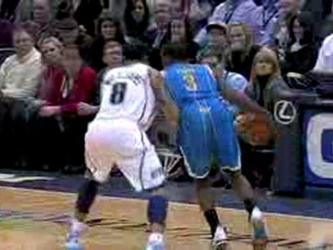 NBA Chris Paul comes up big on the defensive end to preserve