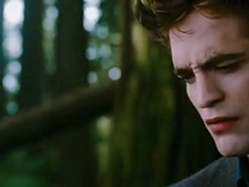 Twilight - New Moon - Official Trailer [HD]