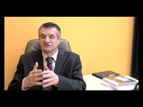 REGIONALES 2010: Présentation de candidat: Jean Lassalle