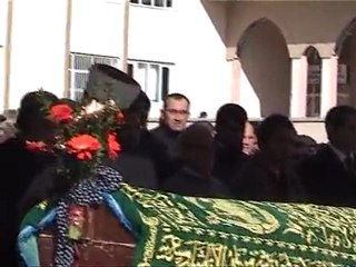 CHP Yeşilova İl gn. Meclisi üyesi Fethi Çelik'in annesi öldü