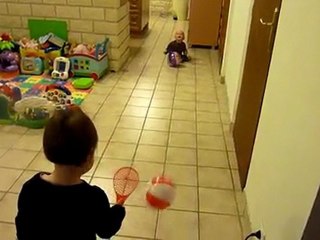 2009-12-23 les loulous s'eclatent