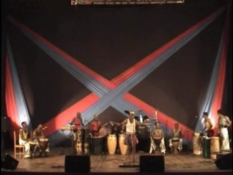 Maison de la Culture de Mahajanga - Tambours Gasy 03