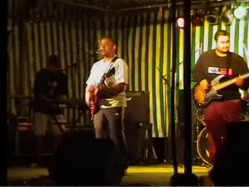 ROOTS BAND LIVE SAINT-MARIE (2007) EN HOMMAGE A BOB MARLEY.