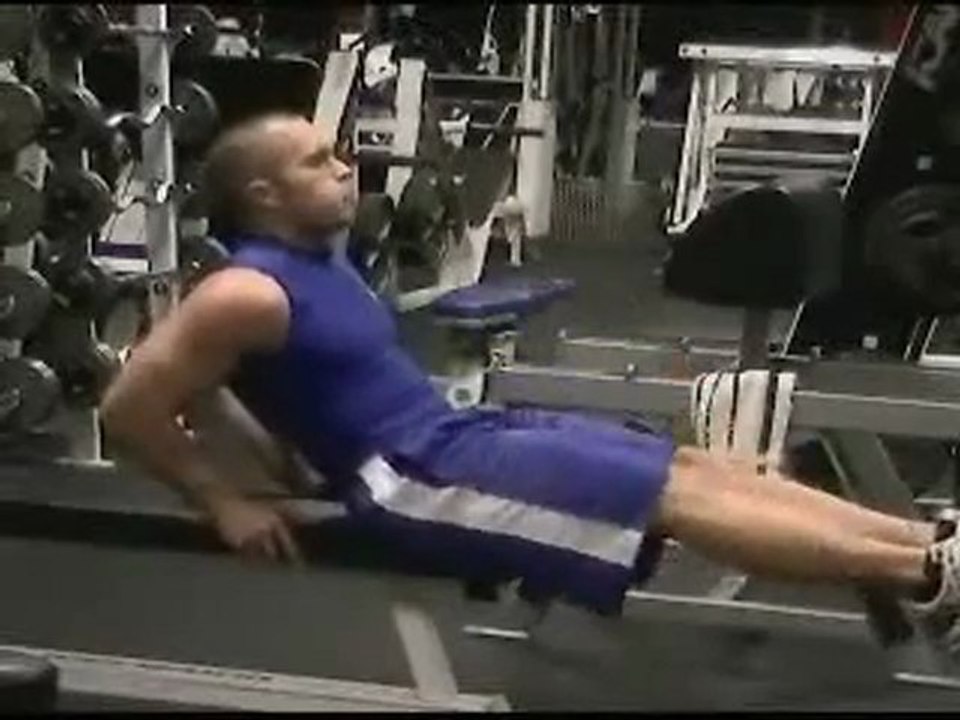 Ab Exercises: Knee-Ins