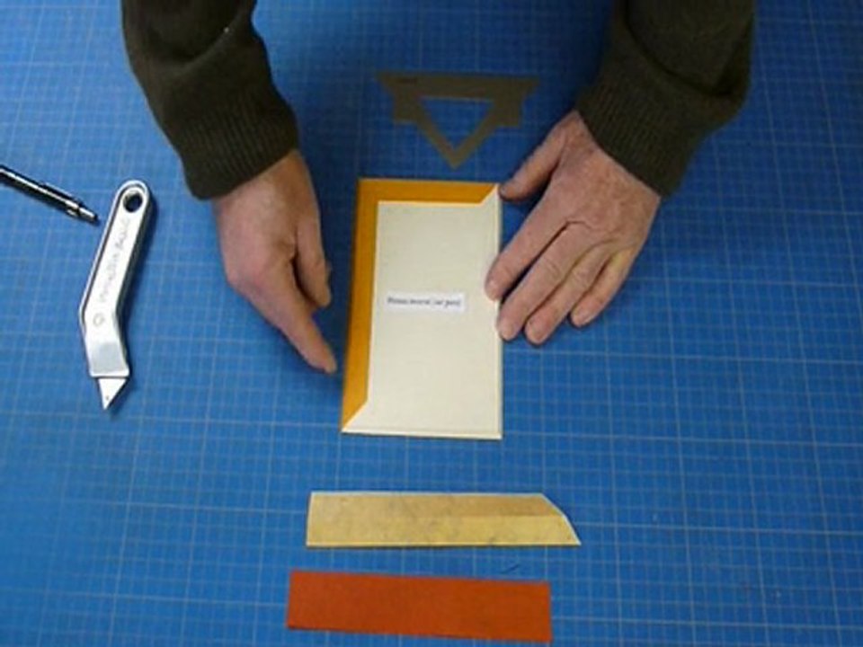 la coupe d'angle du biseau  inversé avec le gabarit GABDU