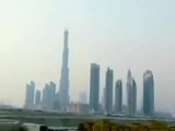 * Burj Dubai - Du Pied au Sommet - Altitude 828 Mètres *