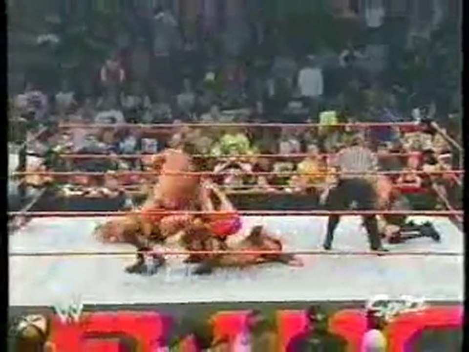 randy orton loupe un rko sur chris jericho