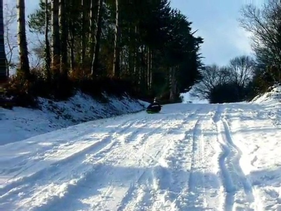 Louis et sa luge au Rongoët