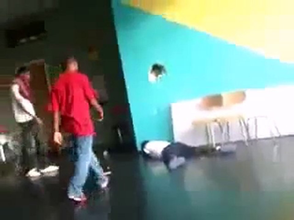 Droit dans le mur